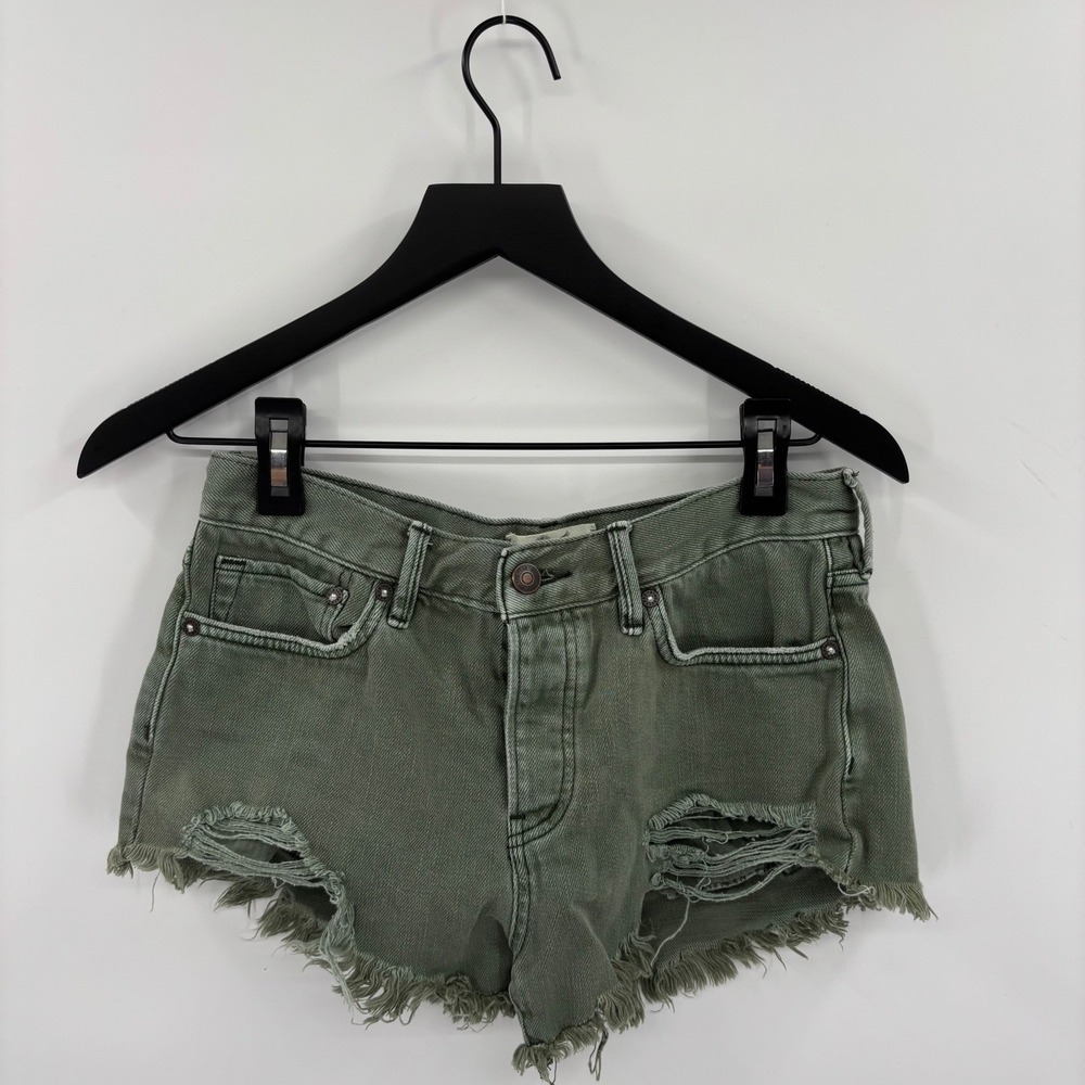We The Free Denim Shorts Womens 26 Green Distressed Frayed Hem Button Fly Boho
